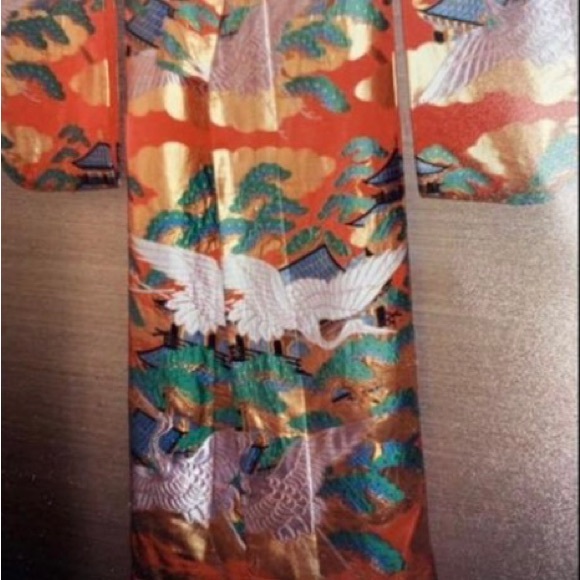 Antique wedding kimono. Over 100 yrs old - Picture 4 of 7